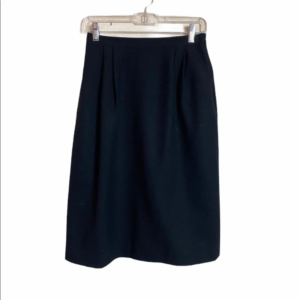 Vintage Black Wool A-Line Classic 1970’s Skirt Knee Length Size 4